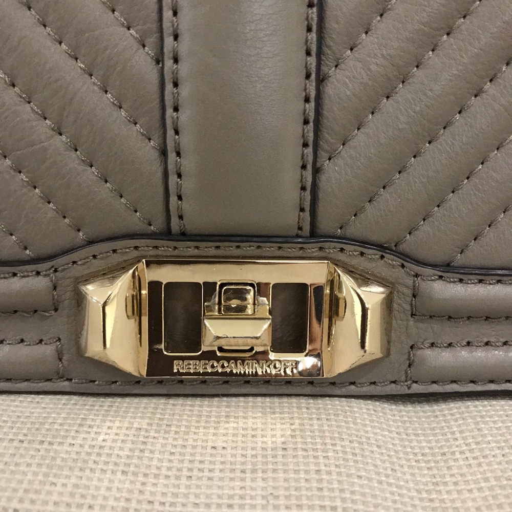 Rebecca Minkoff Geo Love Medium Chevron Crossbody Bag Gray/Taupe/Mushroom - Picture 2 of 14